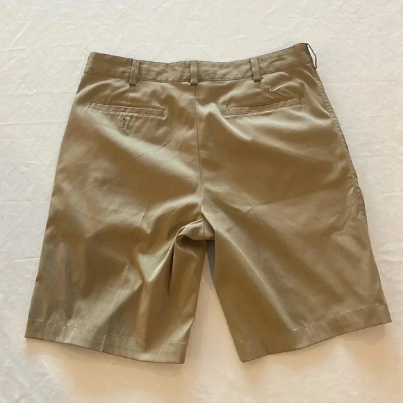 Nike Golf 330239 235 Dri Fit Flat Front Tech Shorts‎ Size 32 EUC - Picture 3 of 3